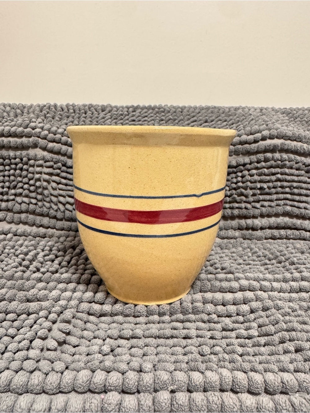Vintage R.R.P. Co. Roseville Ohio Stoneware Crock | Farmhouse Kitchen Crock - Picture 8 of 11